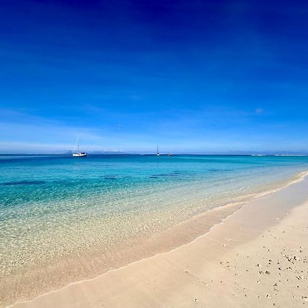 Meri Lodge Huahine Fare Bagian luar foto